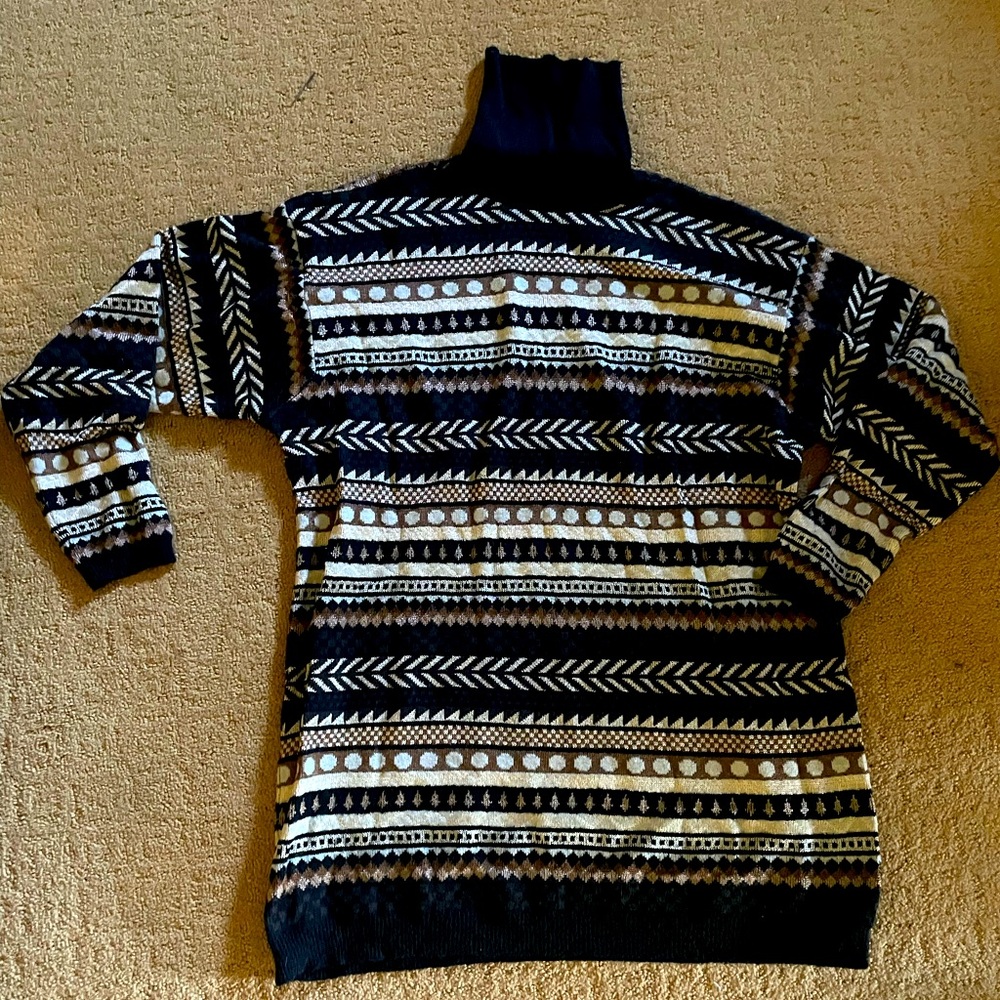 Dana Buchman sweater